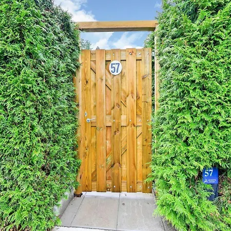 Lovely House In A Holiday Park In Beautiful Putten *